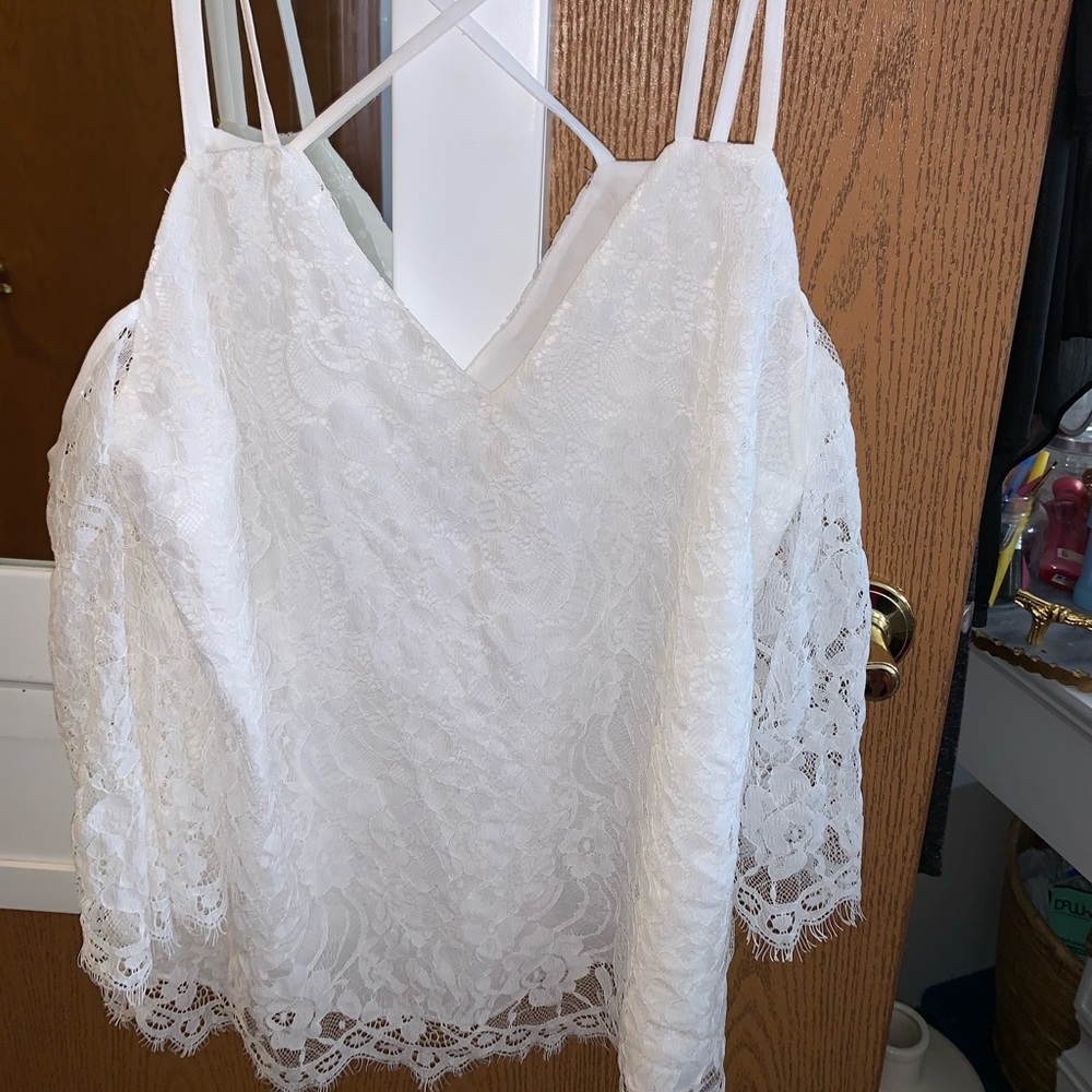 Bar 111 lace top
